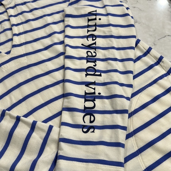 Vineyard Vines pop over hoodie - Picture 3 of 8
